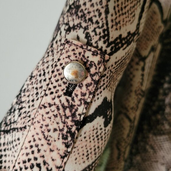 Cato Women's L V-Neck Pink/Black Snake Print Long Sleeve Blouse - Picture 7 of 8